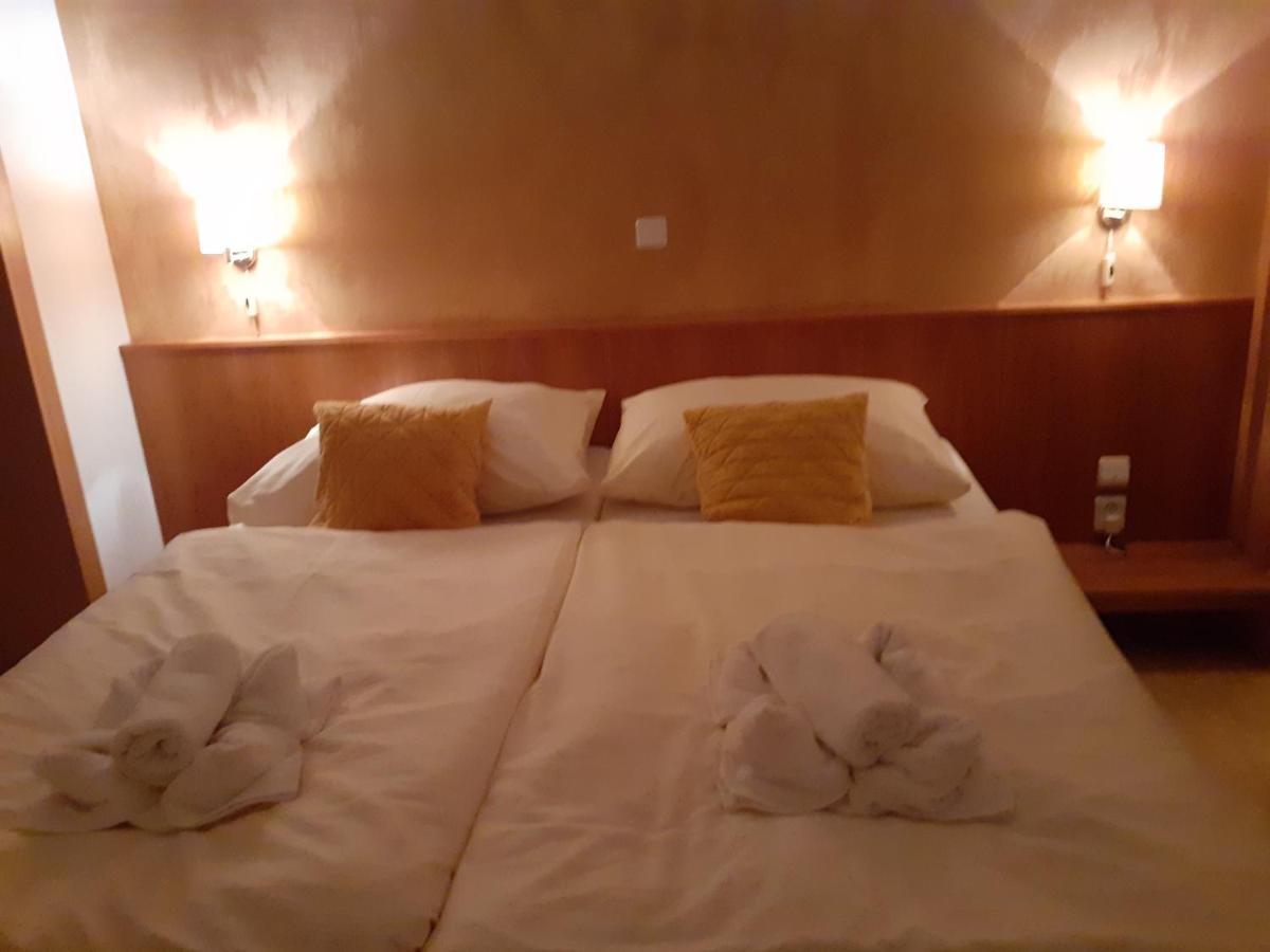 Hotel Gold Терхова Екстер'єр фото